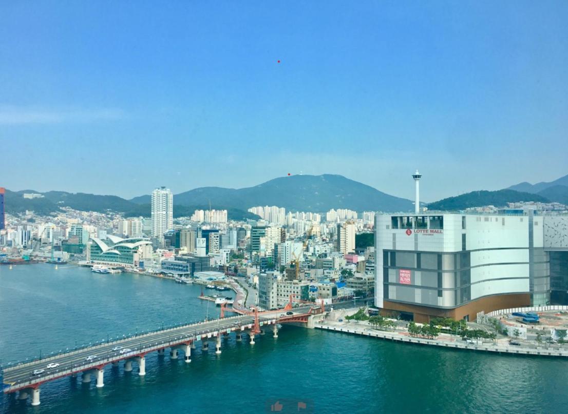 Hotel Bridge Busan Bagian luar foto
