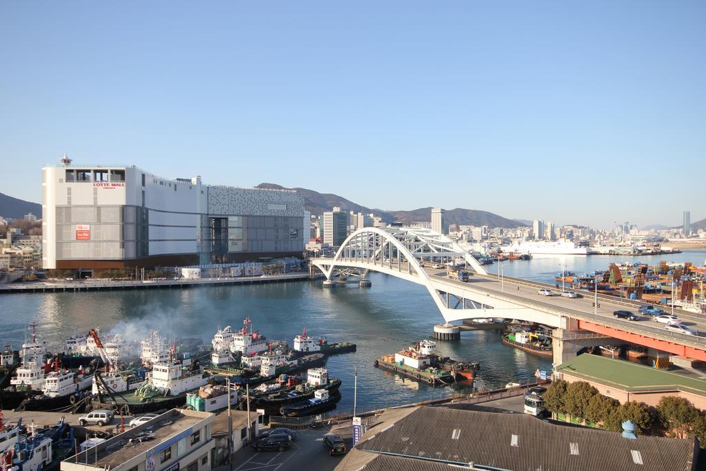 Hotel Bridge Busan Bagian luar foto