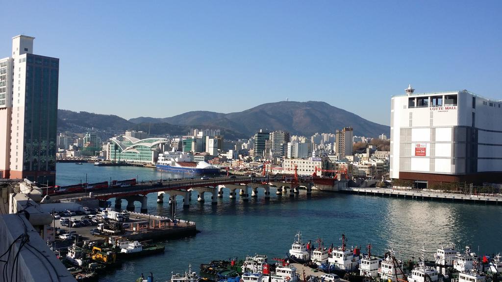 Hotel Bridge Busan Bagian luar foto