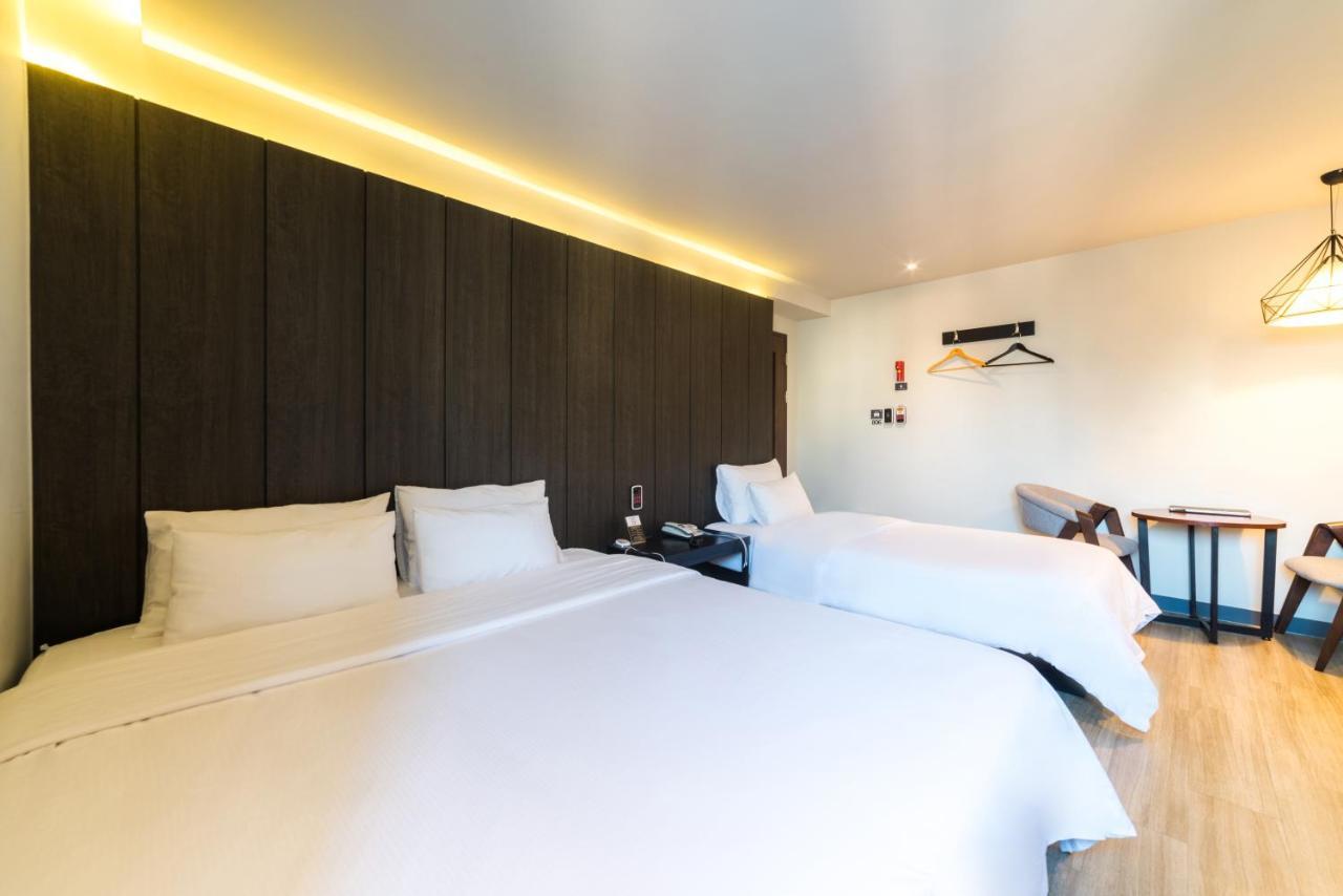 Hotel Bridge Busan Bagian luar foto